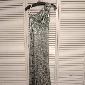 Tadashi Shoji gown